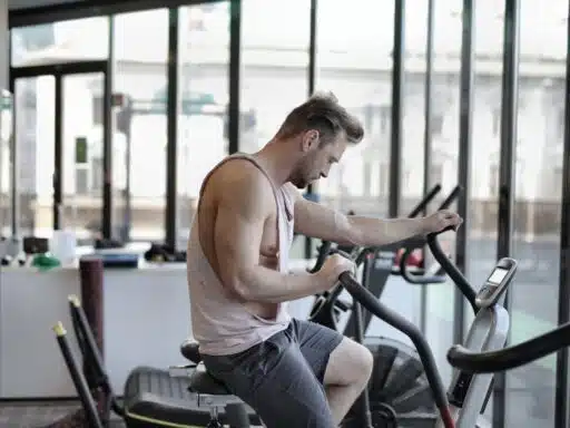 5 redenen om thuis te sporten